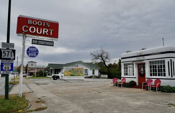 Boots Court Motel, Missouri